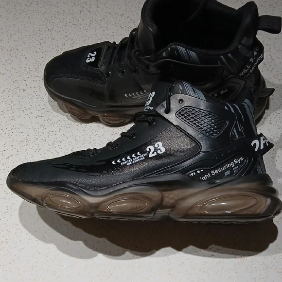 High Top Athletic Shoes With 23 Detail Sz 10 - Picture 3 of 14